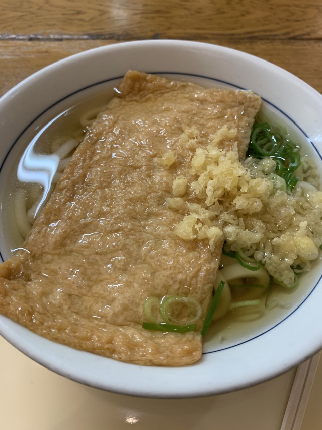 つるまる饂飩 南森町2丁目店さんのきつねうどん | 南森町ランチブログ